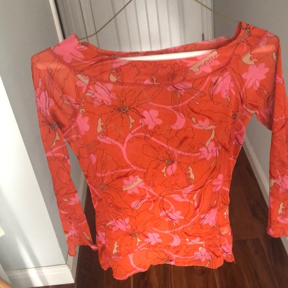 Limited top - Picture 1 of 4